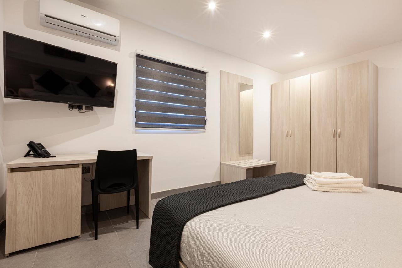 Gzira Charming,Comfortable And Centrally Located Group Accomodation מראה חיצוני תמונה