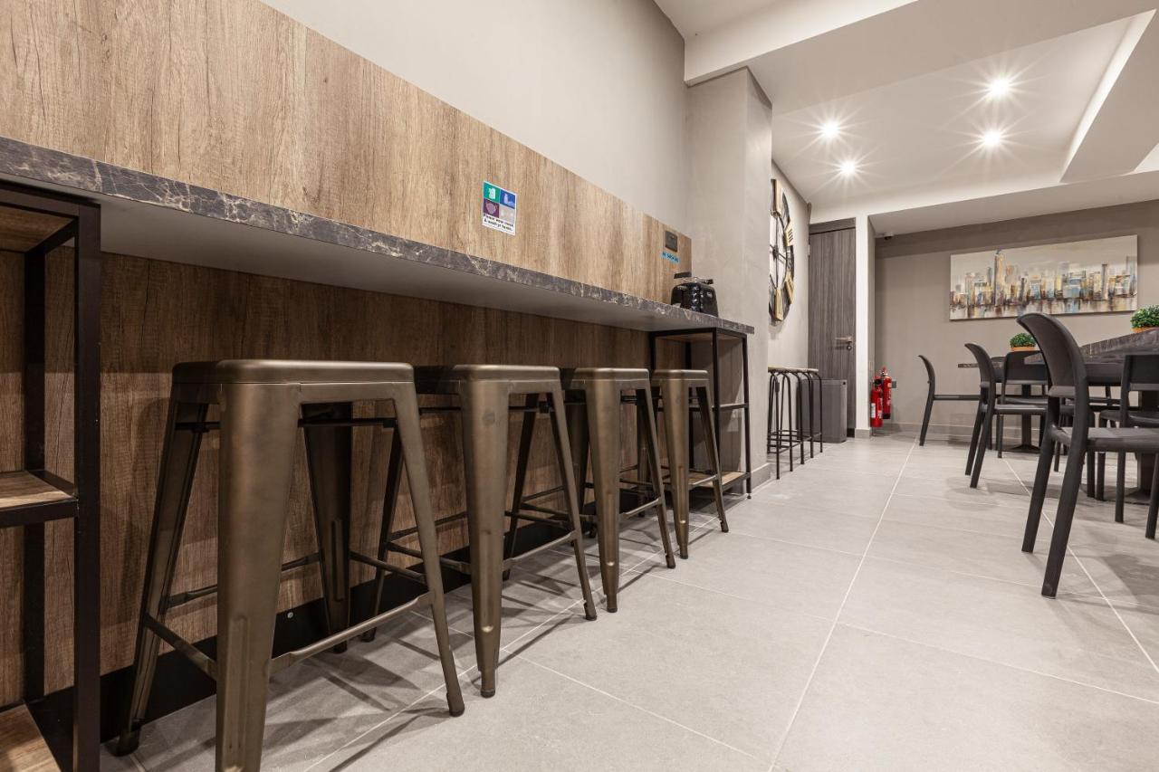 Gzira Charming,Comfortable And Centrally Located Group Accomodation מראה חיצוני תמונה