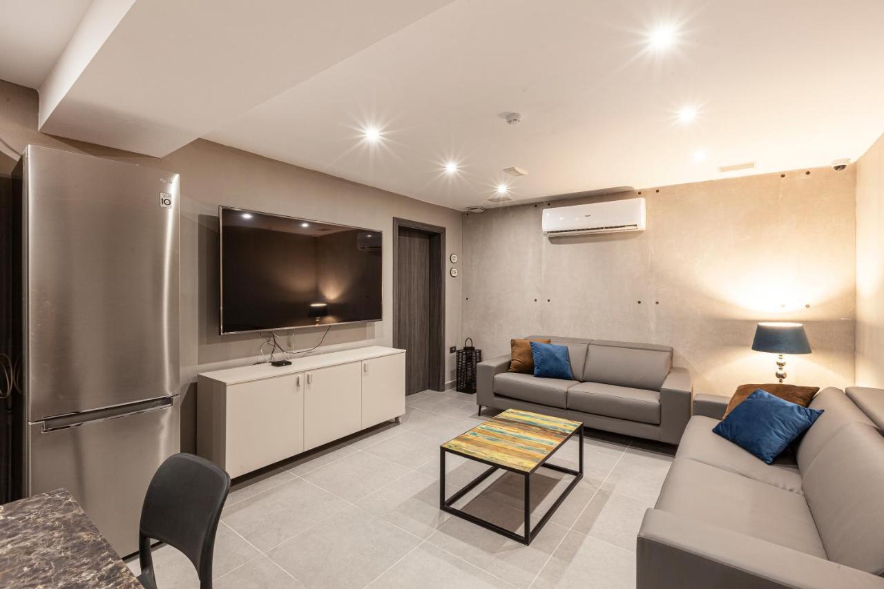 Gzira Charming,Comfortable And Centrally Located Group Accomodation מראה חיצוני תמונה