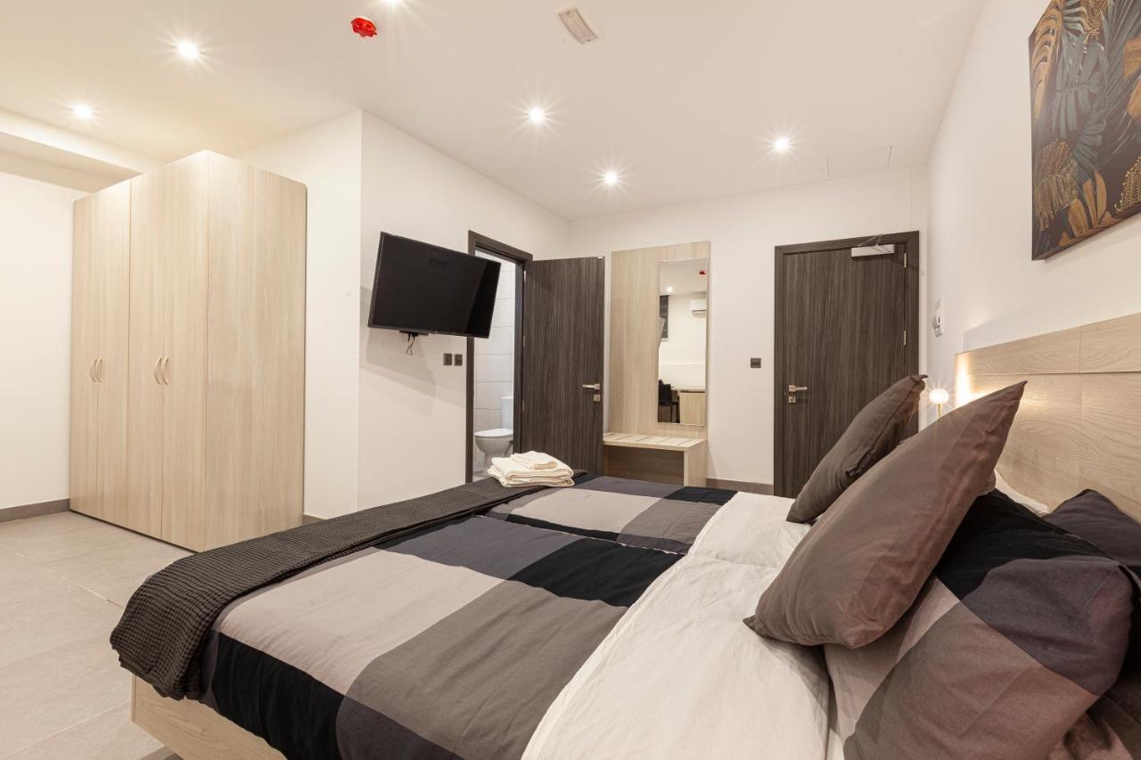Gzira Charming,Comfortable And Centrally Located Group Accomodation מראה חיצוני תמונה