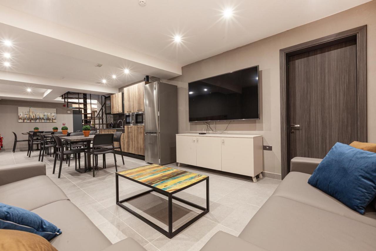 Gzira Charming,Comfortable And Centrally Located Group Accomodation מראה חיצוני תמונה